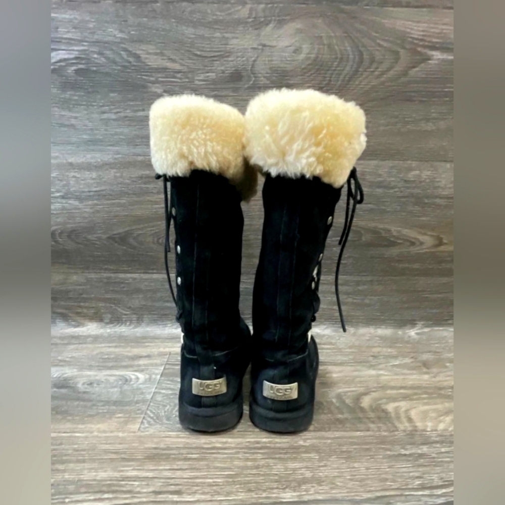 UGG Upside Shearling Side Toe Women's Black and Cream Boots Fleece 7
